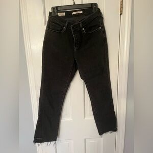 Levi’s premium jeans, curvy straight, black, size 28